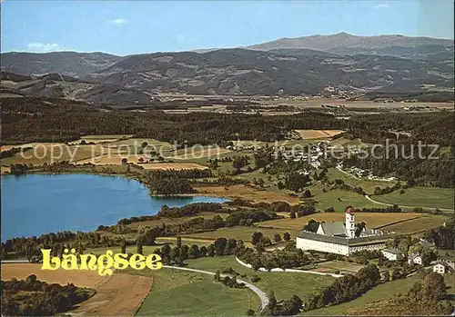 St Veit Glan Laengsee mit Schlosspension Fliegeraufnahme Kat. St. Veit an der Glan