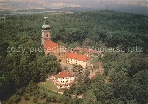 Amberg Oberpfalz Wallfahrtskirche Mariahilfberg mit Franziskanerkloster Fliegeraufnahme Kat. Amberg