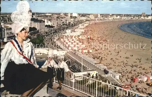 Sables d Olonne Les Sablaises devant la plage Kat. Les Sables d Olonne