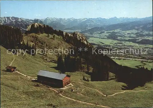 Burgberg Allgaeu Gruentenhaus mit Stuhlwand Panorama Kat. Burgberg i.Allgaeu