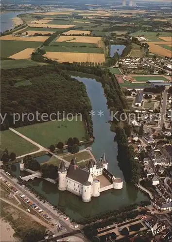Sully sur Loire Chateau Forteresse feodale XIVe siecle La Sange vue aerienne Kat. Sully sur Loire