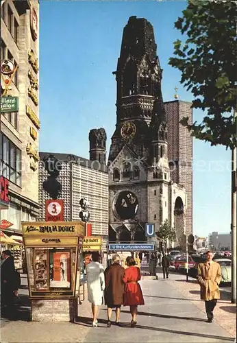 Berlin Kurfuerstendamm mit alter und neuer Kaiser Wilhelm Gedaechtniskirche Kat. Berlin