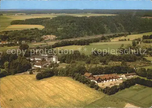 Herstelle Weser Abtei vom Hl Kreuz Klosterhof Fliegeraufnahme Kat. Beverungen