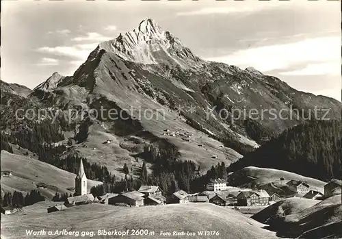 Warth Vorarlberg Ortsansicht mit Kirche gegen Biberkopf Kat. Warth