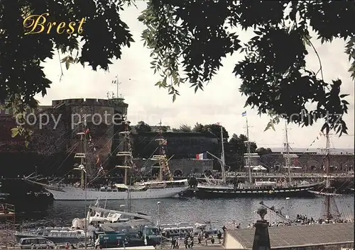 Brest Finistere Grand port de guerre La Prefecture Maritime Le 3mats carre norvegien Sorlande et francais Le Belem Kat. Brest