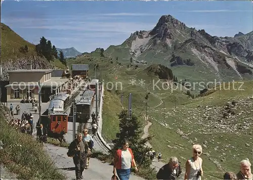 Schynige Platte Bergstation mit Laucherhorn und Faulhorn Route Kat. Schynige Platte