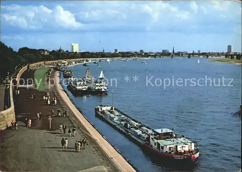 Duesseldorf Blick von Theodor Heuss Bruecke auf den Rhein Kat. Duesseldorf