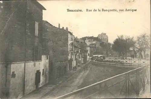 Beaucaire Gard Rue de la Banquette Rue Antique * / Beaucaire /Arrond. de Nimes