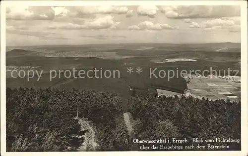 Oberwiesenthal Erzgebirge Blick vom Fichtelberg zum Baerenstein Kat. Oberwiesenthal