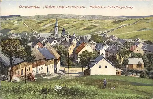 Oberwiesenthal Erzgebirge Ortsansicht mit Fichtelberg Kat. Oberwiesenthal