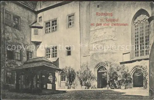 Rochsburg Schlosshof mit altem Ziehbrunnen Kat. Lunzenau