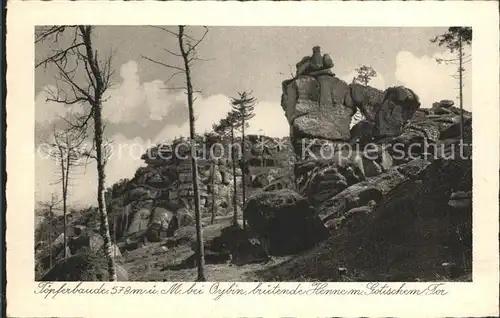 Oybin Toepferbaude Felsformation Bruetende Henne mit Gotischem Tor Kupfertiefdruck Kat. Kurort Oybin