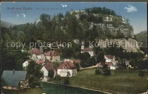 Oybin Teilansicht mit Kirche und Berg Oybin Kat. Kurort Oybin