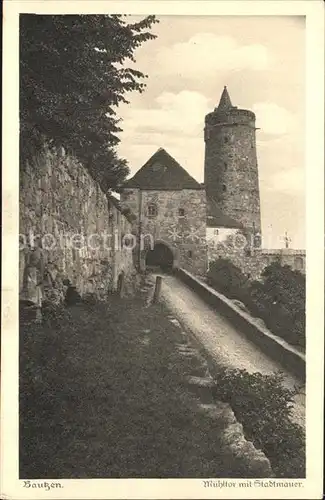 Bautzen Muehltor mit Stadtmauer Turm Serie Saechsische Heimatschutz Postkarten Kat. Bautzen