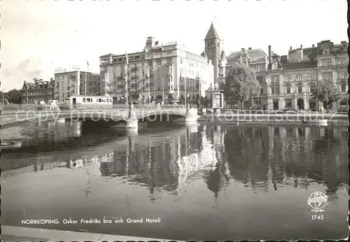 Norrkoeping Oskar Fredriks bro och Grand Hotell Kat. Norrkoeping