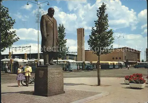 Eindhoven Netherlands Standbeeld Dr Philips met Station Statue Bahnhof Kat. Eindhoven