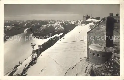 Zugspitze Bayerische Zugspitzbahn Bergstation Muenchner Haus Kat. Garmisch Partenkirchen