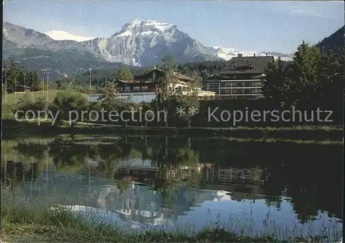 Crans Montana Etang Long et le Sportin Hotel Alpen Kat. Crans Montana