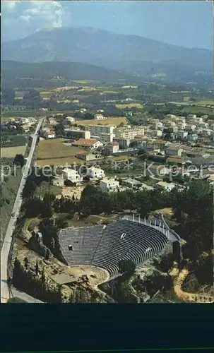 Vaison la Romaine Vaucluse Theatre antique et le Mont Ventoux vue aerienne Kat. Vaison la Romaine