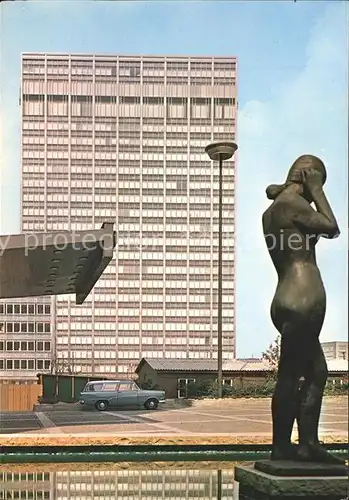 Essen Ruhr Verwaltungshochhaus der Rheinischen Stadtwerke AG Denkmal Statue Kat. Essen