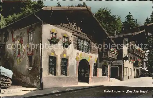 Partenkirchen Das Alte Haus mit Wandfresken Kat. Garmisch Partenkirchen