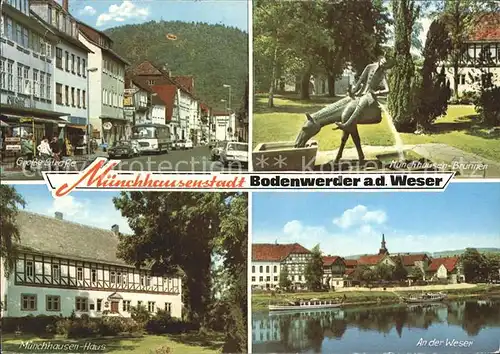 Bodenwerder Grosse Strasse Muenchhausen Brunnen und Haus Weserpartie Kat. Bodenwerder