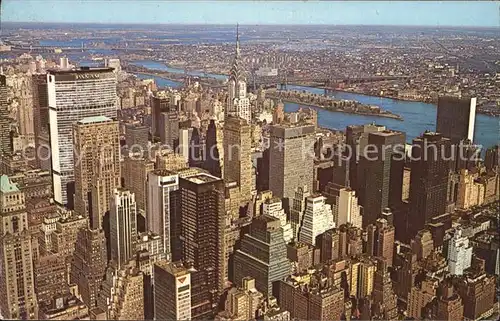 New York City Isle of Manhattan Skyline / New York /