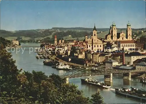 Passau Donaubruecke mit Dom Kat. Passau