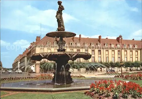 Vitry le Francois La Deesse Place d Armes Fontaine Kat. Vitry le Francois