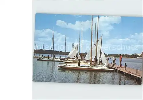 Minneapolis Minnesota Sailboating on Lake Calhoun Kat. Minneapolis