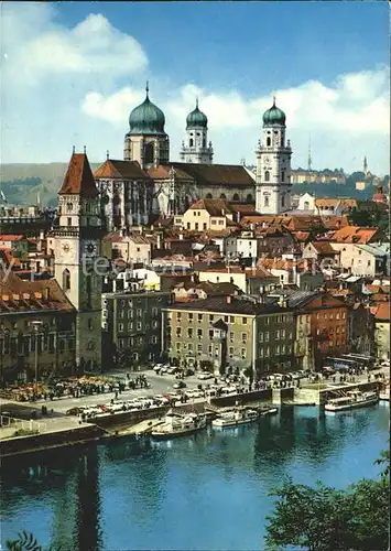 Passau Donaupartie mit Blick auf Dom und Rathaus Kat. Passau