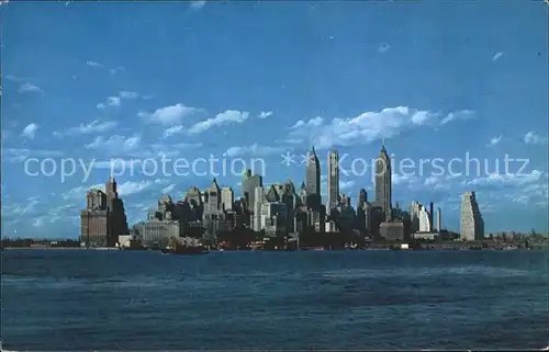 New York City Lower Manhattan Skyline / New York /