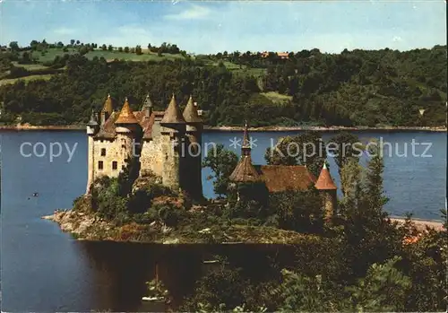 Auvergne Region Chateau de Val dans le Lac forme Kat. Clermont Ferrand