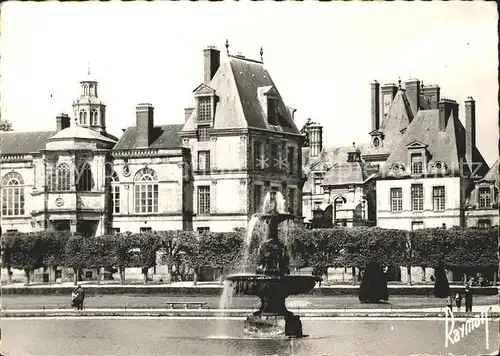 Fontainebleau Seine et Marne Gros Plan sur le Chateau Kat. Fontainebleau