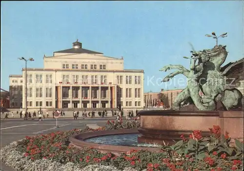 Leipzig Opernhaus mit Brunnen Kat. Leipzig