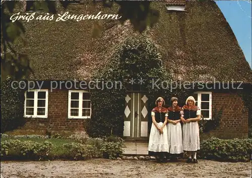 Langenhorn Husum Reetdachhaus und Frauen in Tracht Kat. Langenhorn