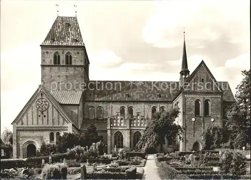 Ratzeburg Dom Suedansicht Kat. Ratzeburg