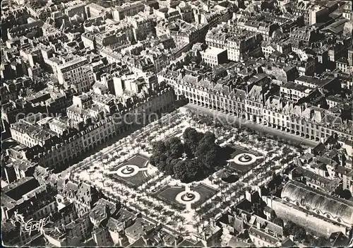 Paris Fliegeraufnahme Place des Vosges Kat. Paris