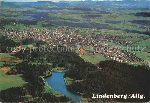 Lindenberg Allgaeu mit Waldsee Fliegeraufnahme Kat. Lindenberg i.Allgaeu