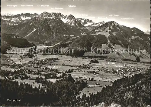 Bad Oberdorf mit Hindelang im Ostrachtal mit Allgaeuer Alpen Panorama Kat. Bad Hindelang