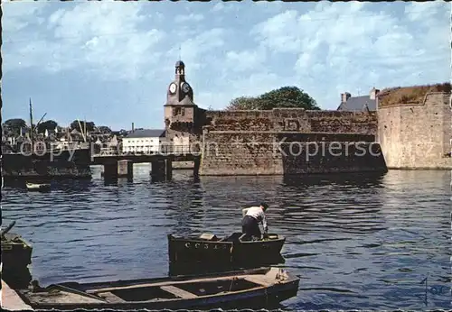 Concarneau Finistere avec Tour de l`Horloge Kat. Concarneau