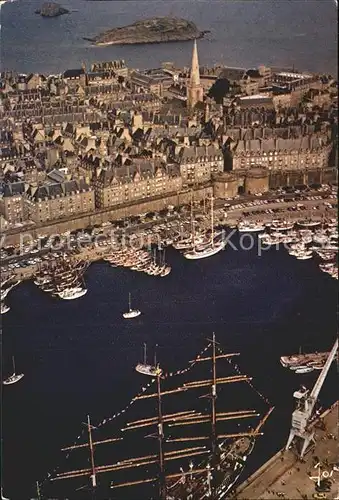 Saint Malo Ille et Vilaine Bretagne Fliegeraufnahme Hafen Altstadt Kat. Saint Malo