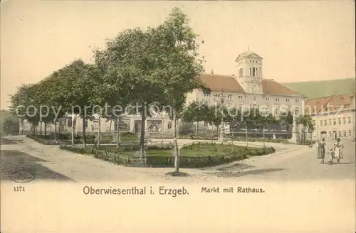 Oberwiesenthal Erzgebirge Markt mit Rathaus Kat. Oberwiesenthal