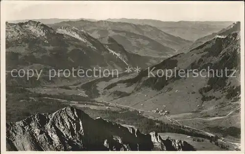 Brienzer Rothorn BE Blick gegen Soerenberg und Entlebuch / Brienzer Rothorn /Rg. Brienz