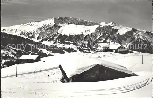 Lenk Simmental Buehlberg mit Wistaetthorn und Duerrenwaldhorn / Lenk Simmental /Bz. Obersimmental