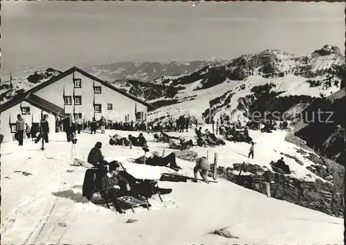 Ebenalp Berggasthaus Ebenalp mit Vorarlberg Kamor und Hoher Kasten / Ebenalp /Rg. Saentis