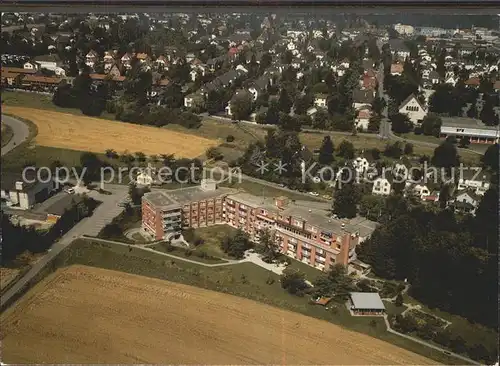 Muenchenstein Alters und Pflegeheim Hofmatt Fliegeraufnahme / Muenchenstein /Bz. Arlesheim