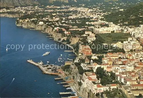 Sorrento Campania Fliegeraufnahme / Sorrento /