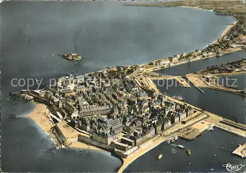 Saint Malo Ille et Vilaine Bretagne Vue aerienne de la Ville Intra Muros Kat. Saint Malo