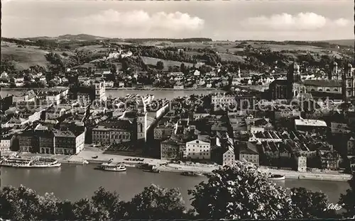 Passau Blick vom Oberhaus zum Rathaus und Dom Kat. Passau